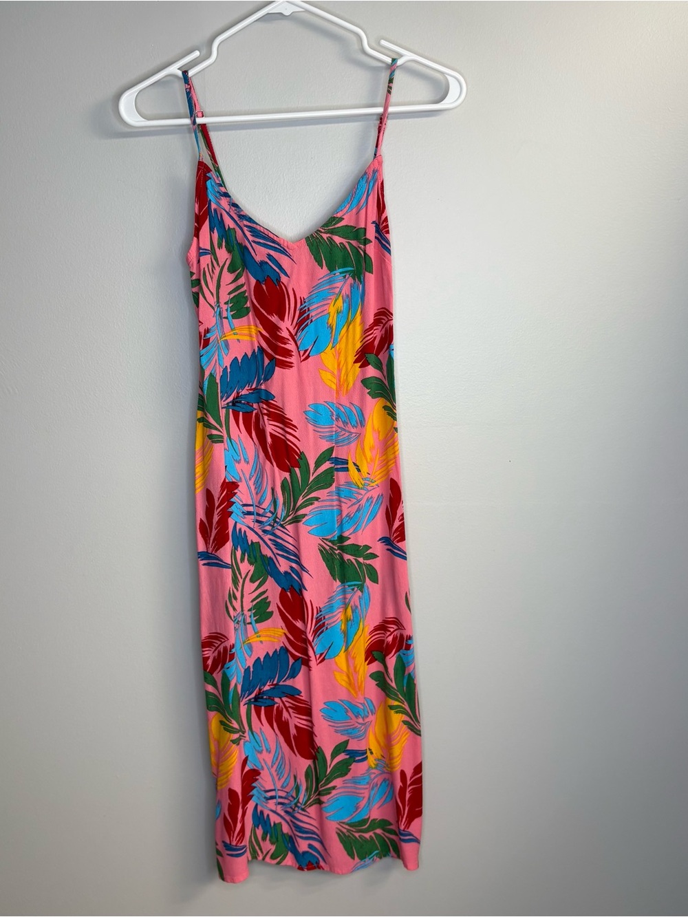 Forever 21 Pink Tropical Leaf Slip Maxi Dress